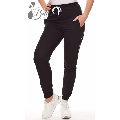 Bal szárán feliratos melegítő nadrág S, M, L, XL