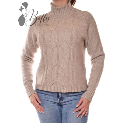 White Top with Jewelry Embellishment S/M