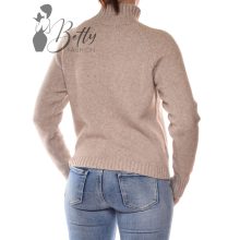 White Top with Jewelry Embellishment S/M