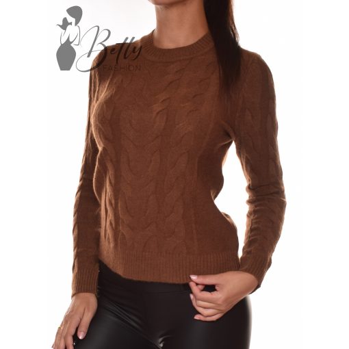 White Top with Jewelry Embellishment S/M