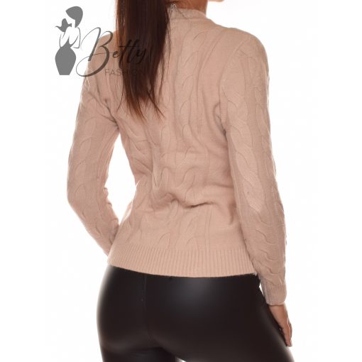 White Top with Jewelry Embellishment S/M