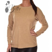 White Top with Jewelry Embellishment S/M