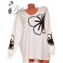 White Top with Jewelry Embellishment S/M