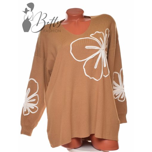 White Top with Jewelry Embellishment S/M