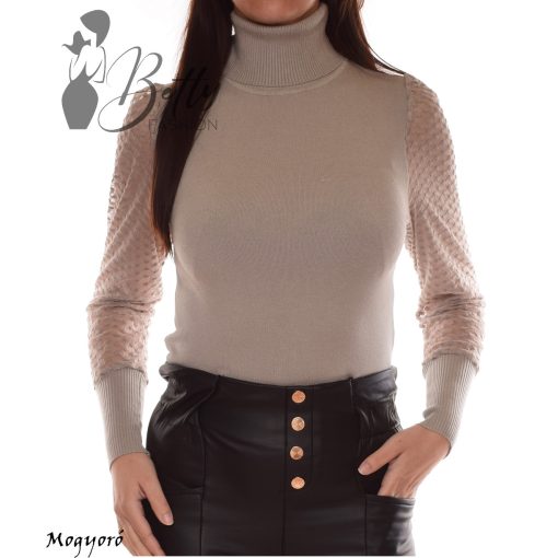 White Top with Jewelry Embellishment S/M