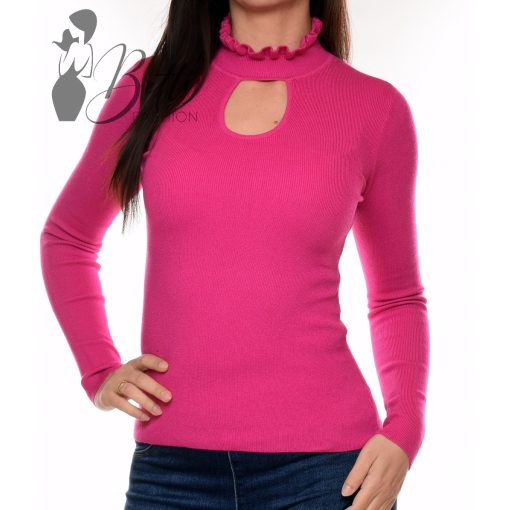 White Top with Jewelry Embellishment S/M