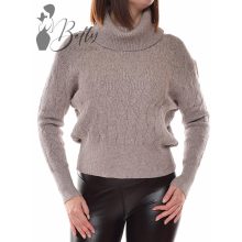 White Top with Jewelry Embellishment S/M