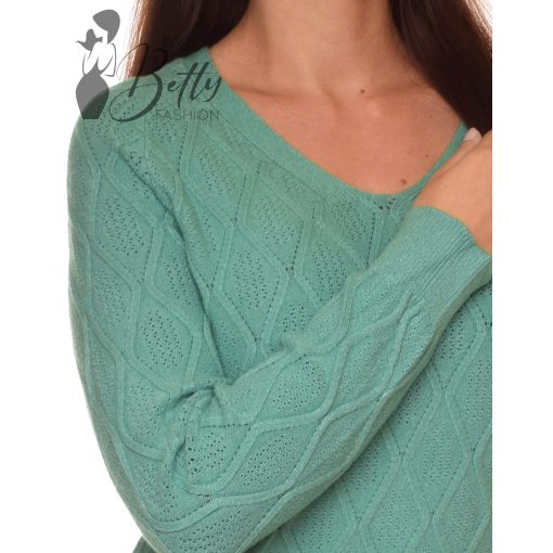 White Top with Jewelry Embellishment S/M