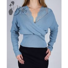 White Top with Jewelry Embellishment S/M