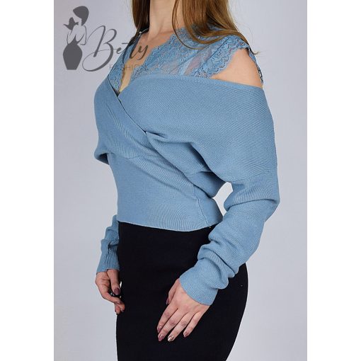 White Top with Jewelry Embellishment S/M