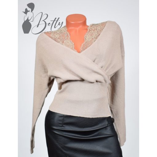 White Top with Jewelry Embellishment S/M