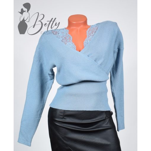 White Top with Jewelry Embellishment S/M