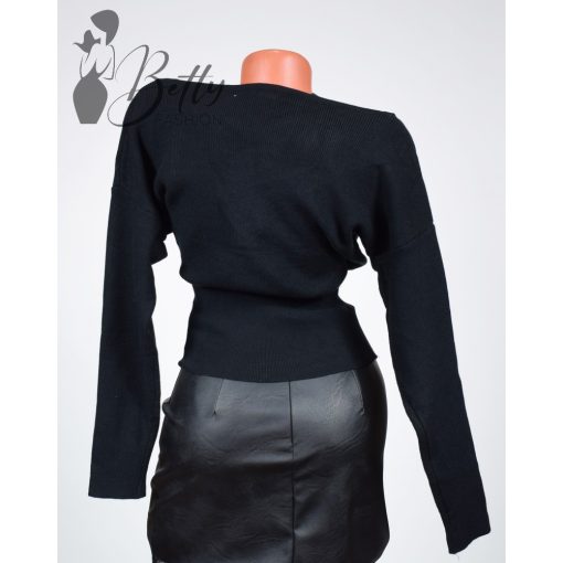 White Top with Jewelry Embellishment S/M