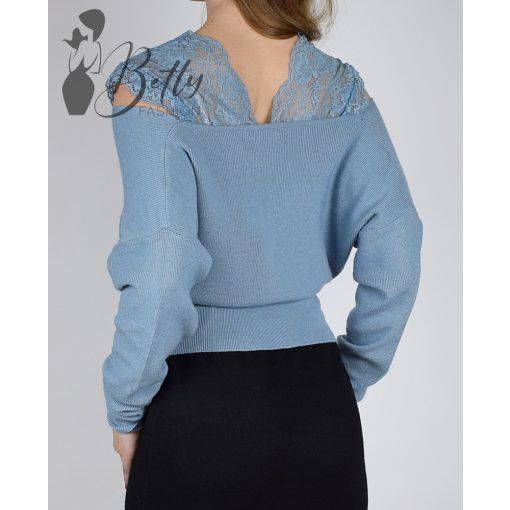 White Top with Jewelry Embellishment S/M