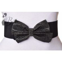 Strasszos masnidíszes, gumis öv