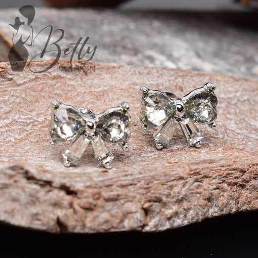 Masni alakú strasszköves fülbevaló