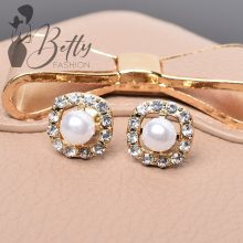 Gyöngy és strasszkő díszes fülbevaló