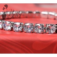 Strasszköves karkötő