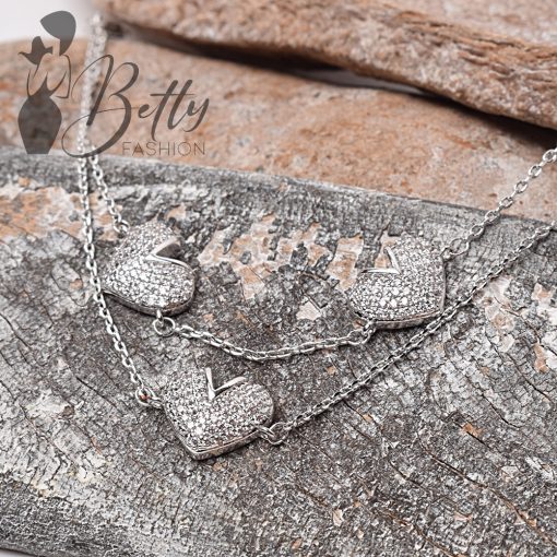 Kristályköves szívecske medálos karkötő 