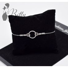 Kristálykő díszes, láncos  karkötő 