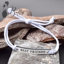 Best Friends, gumis karkötő