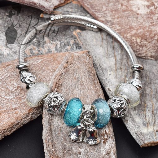 Gyöngy és csengő díszes karperec 