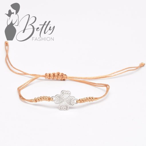 Fémdíszes karkötő