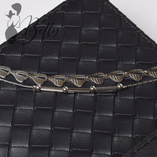 Áttört szív és gyöngydíszes karkötő