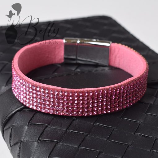 Strasszkő díszes karkötő