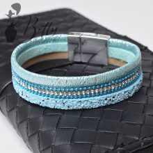 Strasszkő és csillámdíszes karkötő