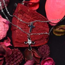 Alján dupla soros, kereszt medálos nyaklánc