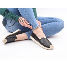 White Top with Jewelry Embellishment S/M