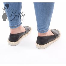 White Top with Jewelry Embellishment S/M