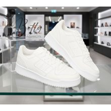 Fehér színű, műbőr és nubuk bőr cipő