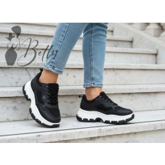 Fekete színű, platform sneaker
