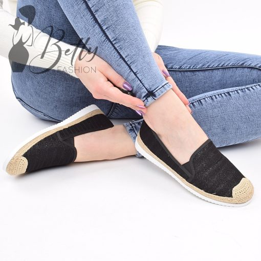 White Top with Jewelry Embellishment S/M