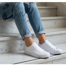 Fehér színű tornacipő