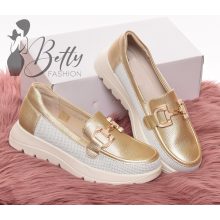 White Top with Jewelry Embellishment S/M