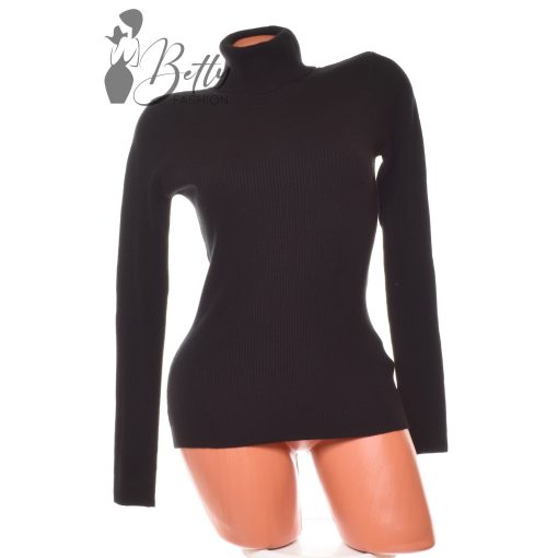 White Top with Jewelry Embellishment S/M