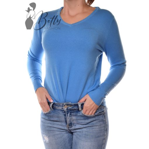 White Top with Jewelry Embellishment S/M