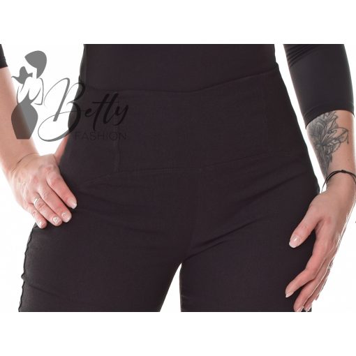 Fekete színű, magas derekú nadrág S/M, L/XL, XL/XXL