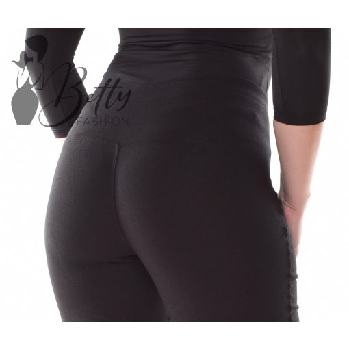 Fekete színű, magas derekú nadrág S/M, L/XL, XL/XXL