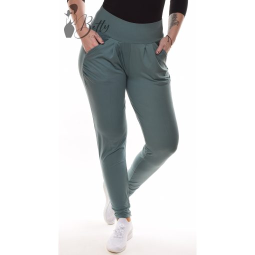 Deréknál rakott, zsebes nadrág M/L, XL/XXL