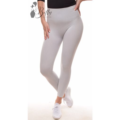 Fenekén ráncolt, popsi kiemelős legging farmerhatású koptatással S/M, L/XL