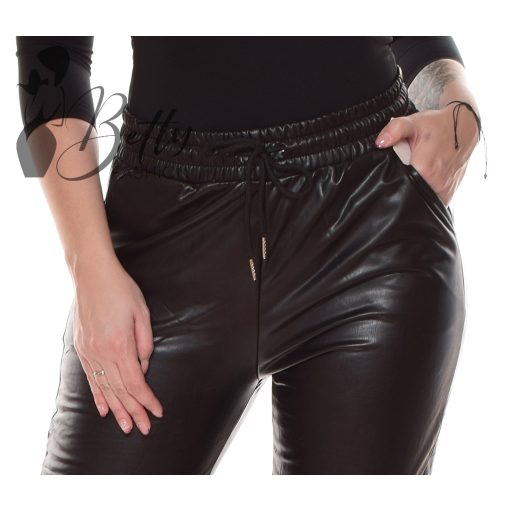 Megkötős derekú, fekete műbőr nadrág XS-XL