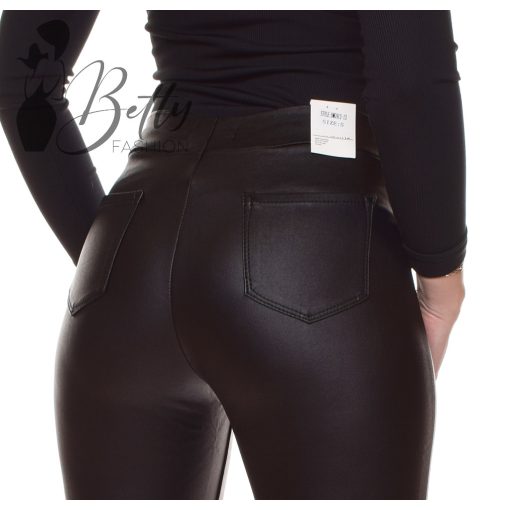 Derekán díszgombos műbőr nadrág XS, S, M, L, XL