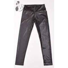 Fekete színű, műbőr leggings 2XL