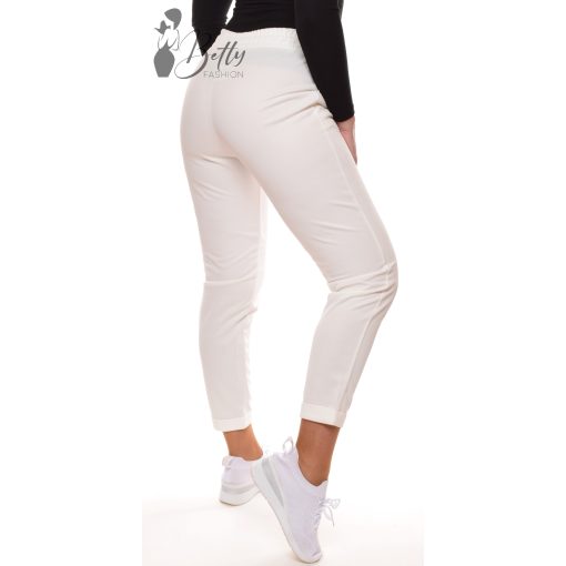 Fehér színű,  gumis derekú, lenge nadrág XS/S, S/M, M/L, L/XL