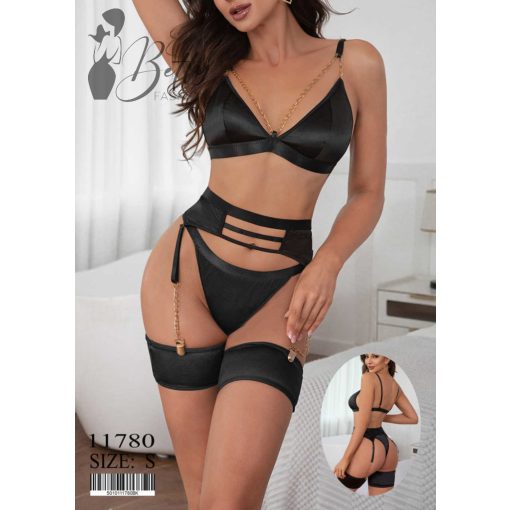 Szatén anyagú és láncdíszes erotikus szett - S, M, L