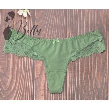 Széles pántos, csipkeszegélyes tanga